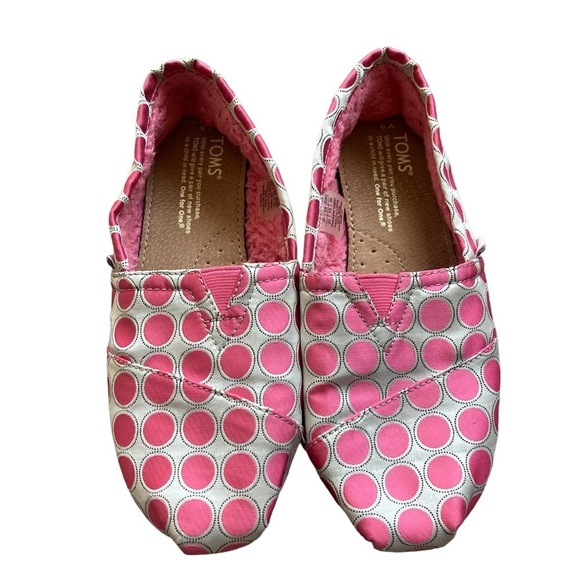 Toms Pink Polka Dot Fleece Lined Slip on Flat Shoes Youth Girls Size 3 EUC - Picture 1 of 7